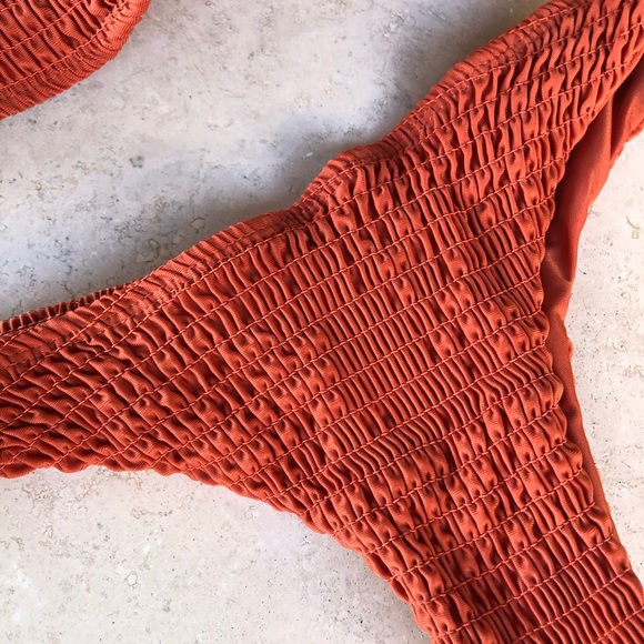 💥Make An Offer💥 Ruched Bikini - Picture 5 of 6